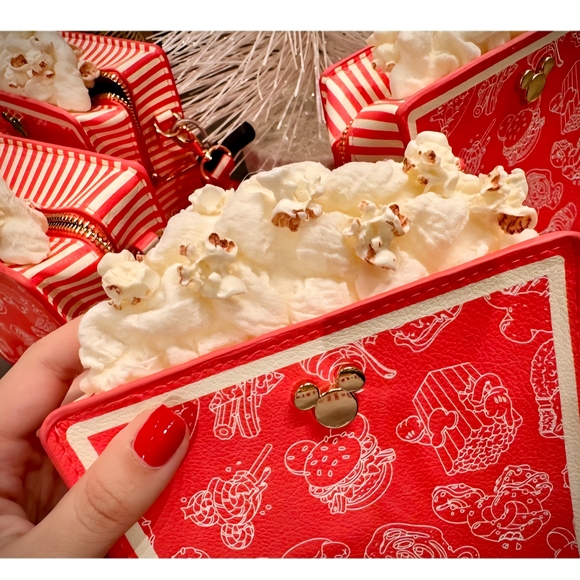 Disney Eats Popcorn Box Crossbody BNWT - Picture 2 of 9